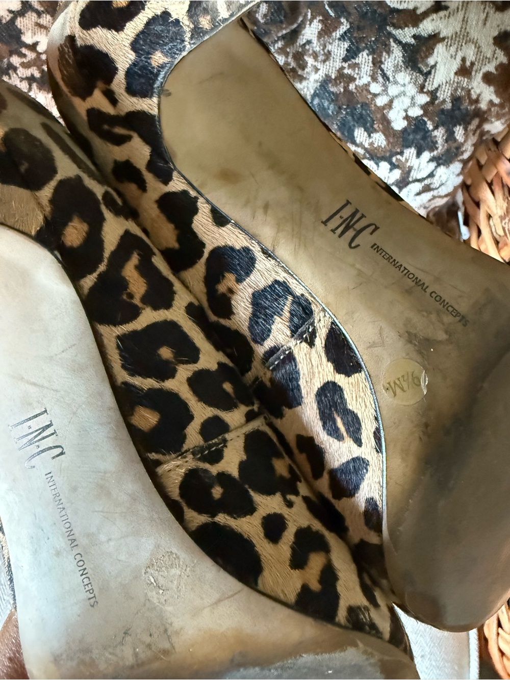 Calf Hair Leopard Print Pumps - Picture 3 of 3